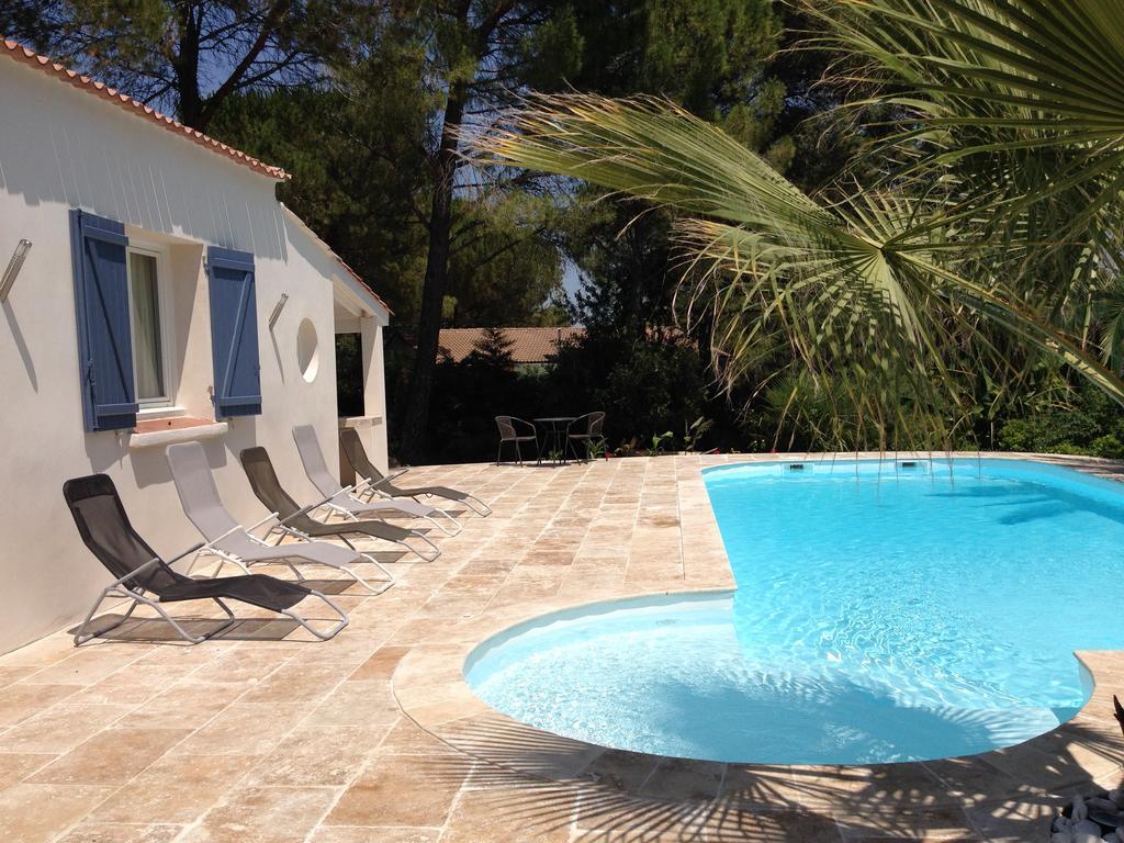 Villa Le Mazet De Trial Aubais Habitación foto