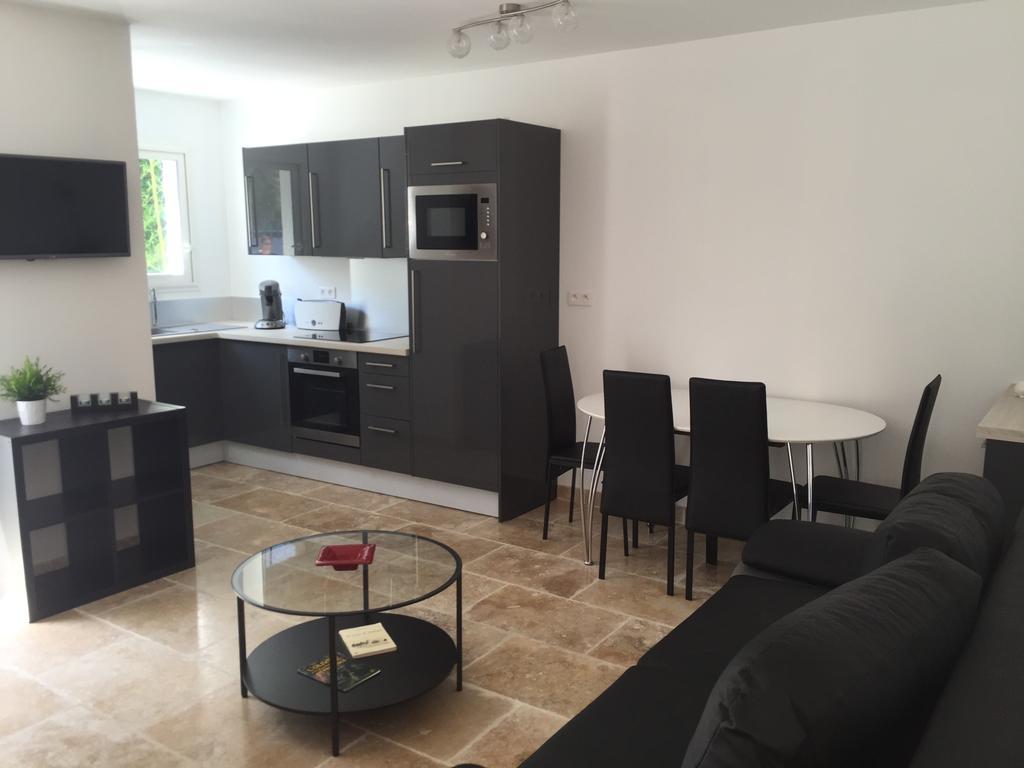 Villa Le Mazet De Trial Aubais Habitación foto